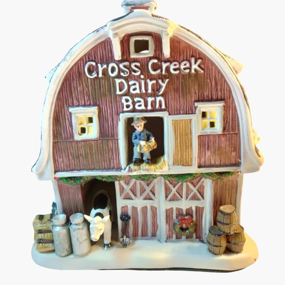 Holiday Time Cross Creek Dairy Barn 2009 Country Charm Collection Ceramic Villag - Picture 1 of 16